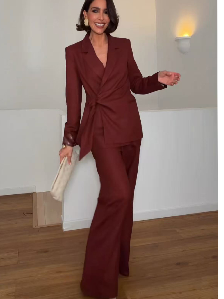 Модный офисный костюм для женщ – обзор и цена Women Formal Wear With Blazer