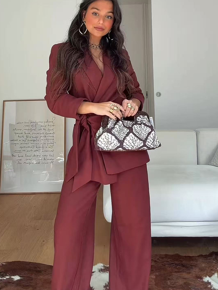 Модный офисный костюм для женщ – обзор и цена Women Formal Wear With Blazer