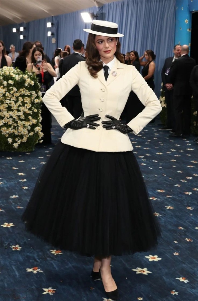 Белые женские офисные костюмы, – обзор и цена Women'S Formal Jackets To Wear With Dresses